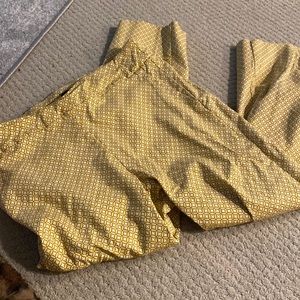 Stretchy printed work pants size 6